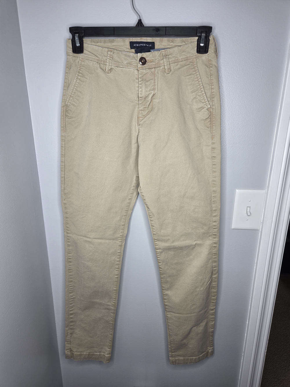 Aeropostale Men's Tan Slim Chino Pants